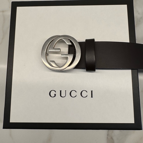 Men’s Gucci Signature Belt with Interloxking G - Picture 4 of 7